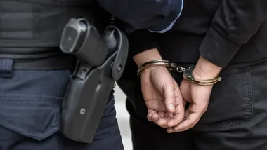 Pseudokibice daleko od stadionów. Policja rozbija gangi i udaremnia ustawki
