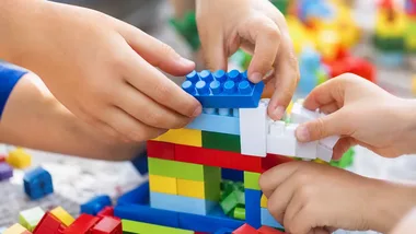 Dzieciństwo bez przemocy - kampania przypomina, jak reagować na krzywdę dzieci