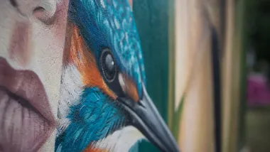 Elewacja przy Zebrzydowickiej zmieni się nie do poznania. Powstaje mural