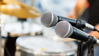 Patriotyczne pieśni zabrzmią podczas koncertu w Dworze w Łukowie Śląskim