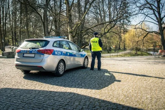 Podziękowania dla policjantów za zabezpieczenie Mszy Świętej na Zalewie Rybnickim