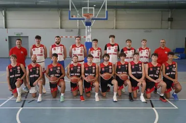 Grafika promocyjna wydarzenia Mecz MKKS Rybnik – UKS Regis Wieliczka