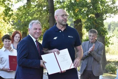 380 tys. zł na remont Orlika w Leszczynach. Zakres prac jest szeroki