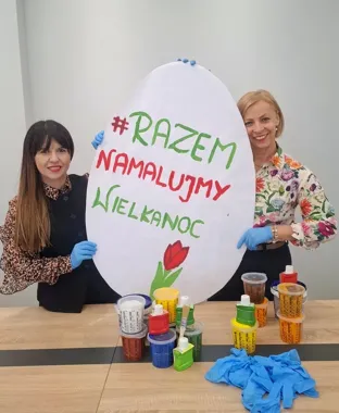 Pisanki XXL powracają – mieszkańcy znów ozdobią park przy zameczku