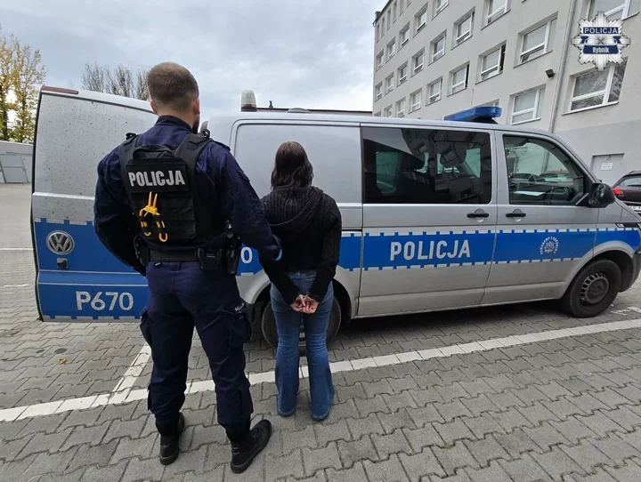 Nóż i tłuczek do mięsa w mieszkaniu w Rybniku. Dwoje podejrzanych w areszcie