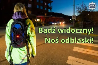 Jesienny zmrok ogranicza widoczność. Jeden odblask może wiele zmienić