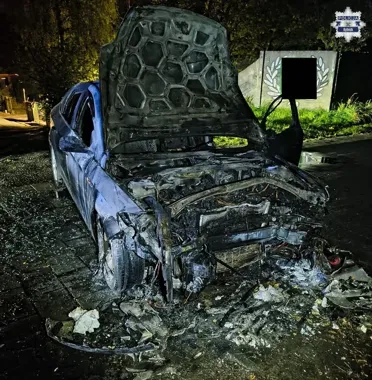 33-latek uderzył w garaże i miał blisko dwa promile. Miał dożywotni zakaz