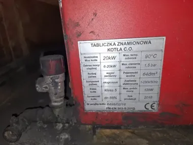 Podrobiona tabliczka na kotle w Rybniku - kontrola ujawniła poważne rozbieżności